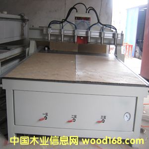 �c(di��n)���鿴�tľ�Ҿ߸����̙C(j��)��Ԕ��(x��)�Y��