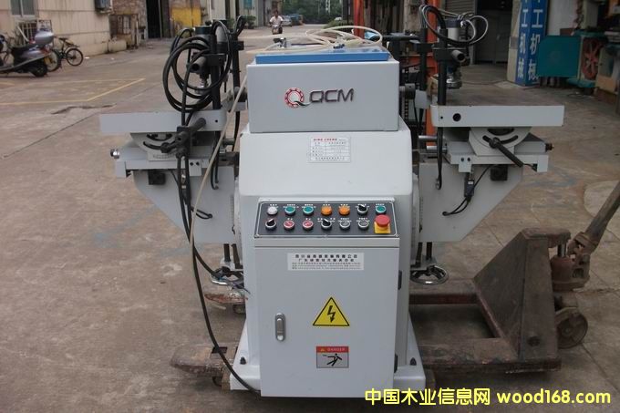 青城榫眼機 青城榫眼機