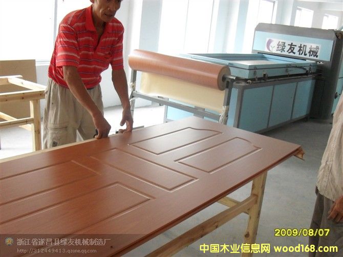 �c(di��n)���鿴��ո�Ĥ�C(j��)�Ŵ�DƬ