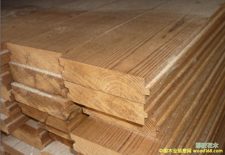 �c(di��n)���鿴���̿��ľ�Ŵ�DƬ