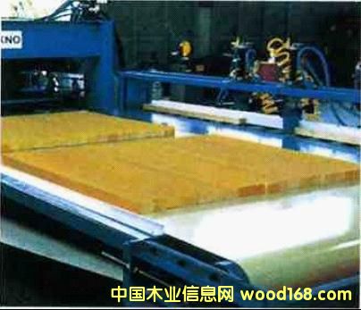 ��b�C(j��)ݔ�͎���Ԕ��(x��)��B