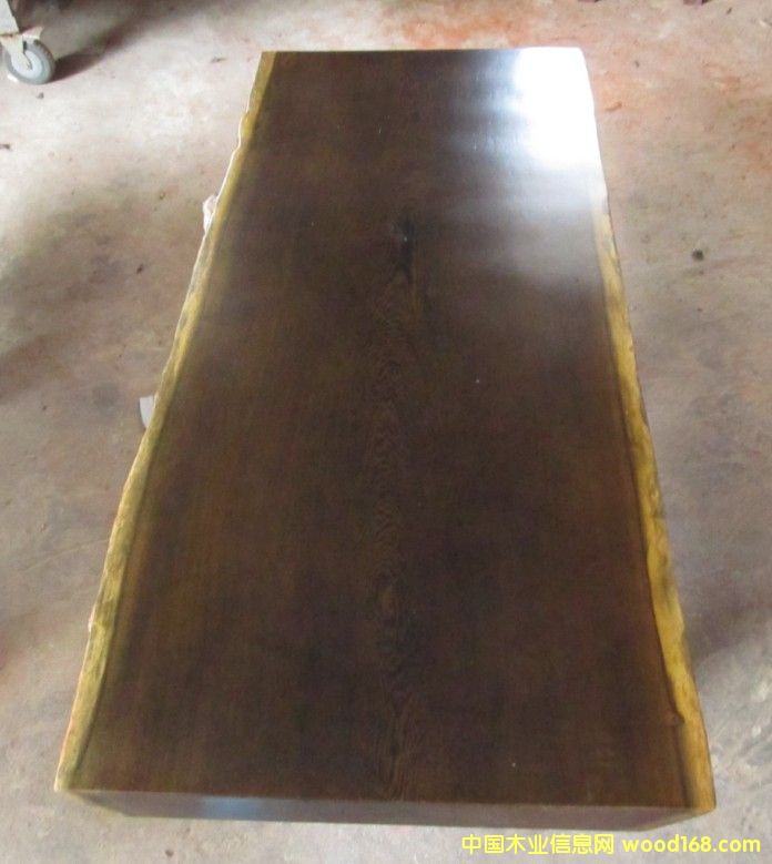 �����u��ľ