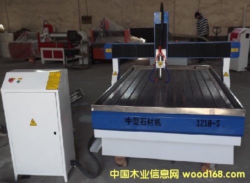 �c���鿴����ʯ�ĵ�̙C(j��)�Ŵ�DƬ