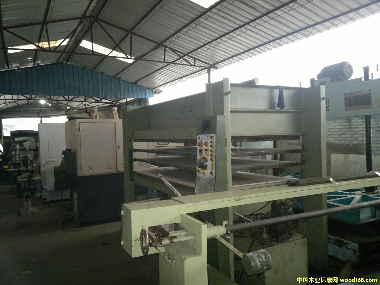 長年供應(yīng)大量木工機械 長年供應(yīng)大量木工機械