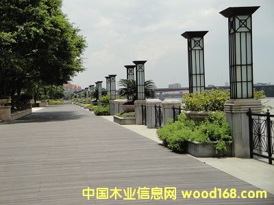 ��خ�ǺӞ���ľ����@��