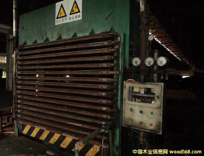 熱壓機15層 熱壓機15層