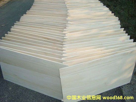 ɽ�|ݗ���Ɍ�ľ�����Ԕ����B