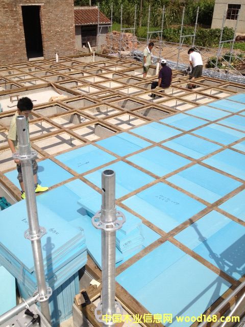 �Ϻ������u��ʽľ�Y���e��