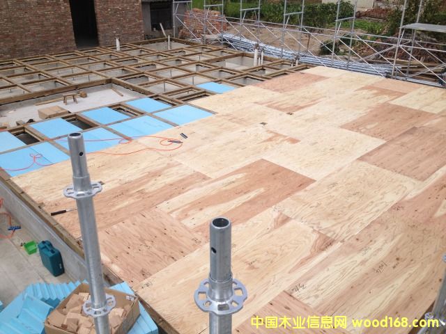 �Ϻ������u��ʽľ�Y���e��