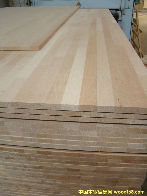 ��ľ���ɲ�