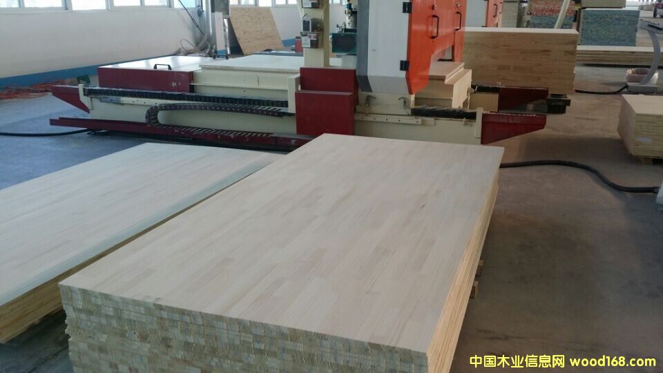 ��ľ���ɲ�