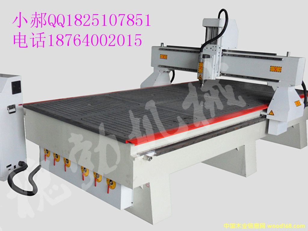 �c���鿴ľ����̙C�Ŵ�DƬ