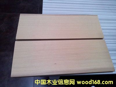 �c(di��n)���鿴��ľ��B ��ľ��ĵ�Ԕ��(x��)�Y��