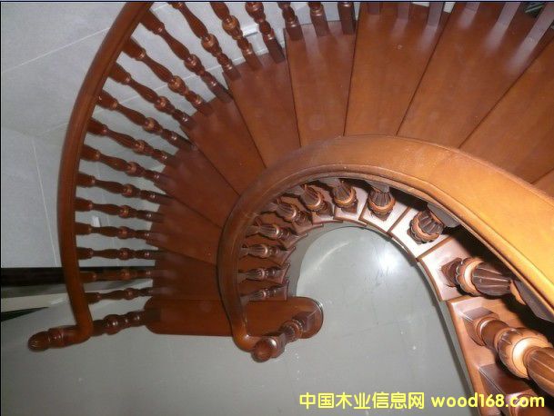 �c���鿴���ݷŴ�DƬ