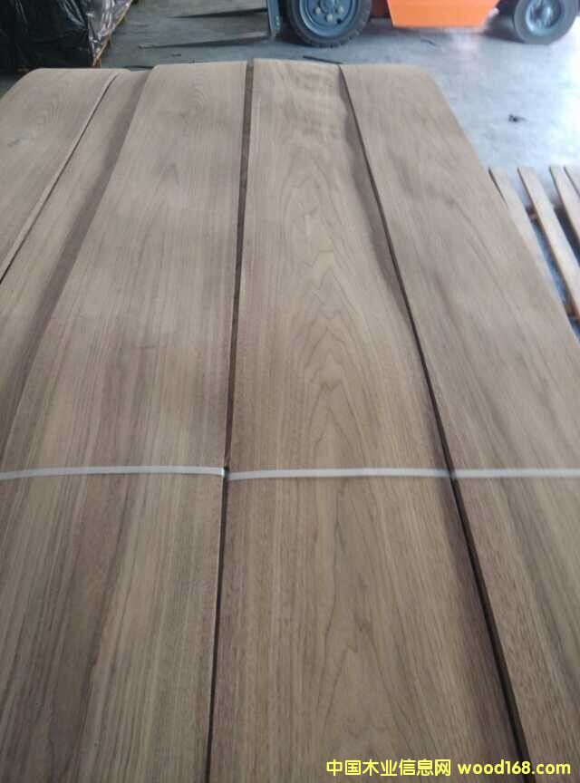 �ں���ɽ�y��Ԕ����B