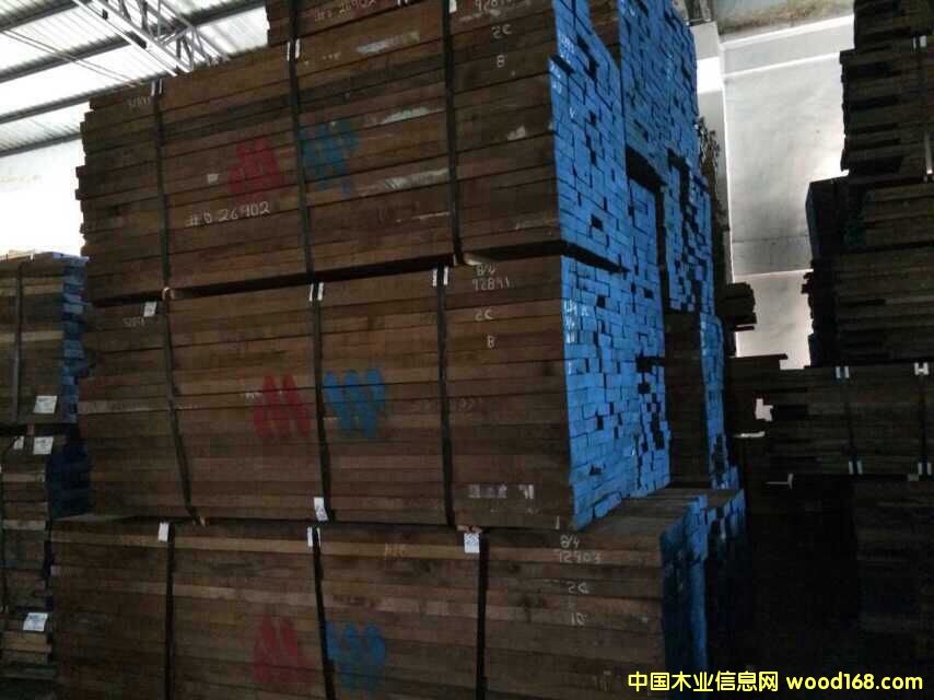 �c���鿴�ں���ľ�Ŵ�DƬ