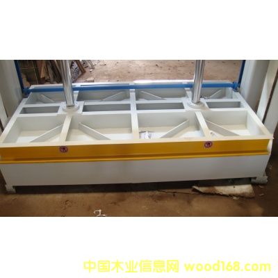 �c(di��n)���鿴�䉺�C(j��)�Ŵ�DƬ