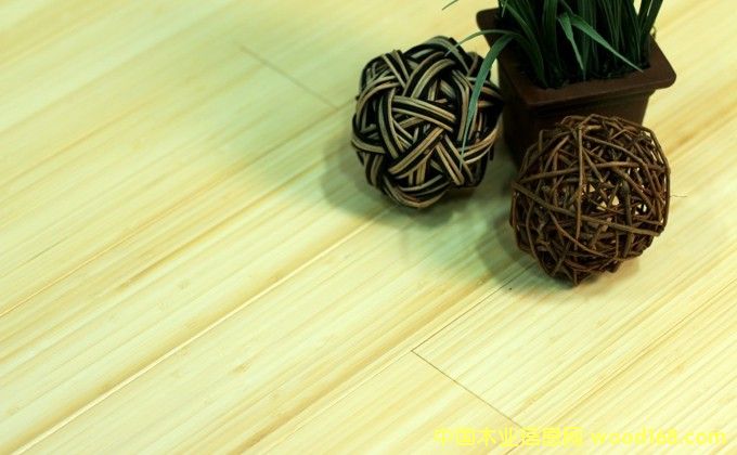 �������ڱ�ɫ��(c��)����ذ��Ԕ����B