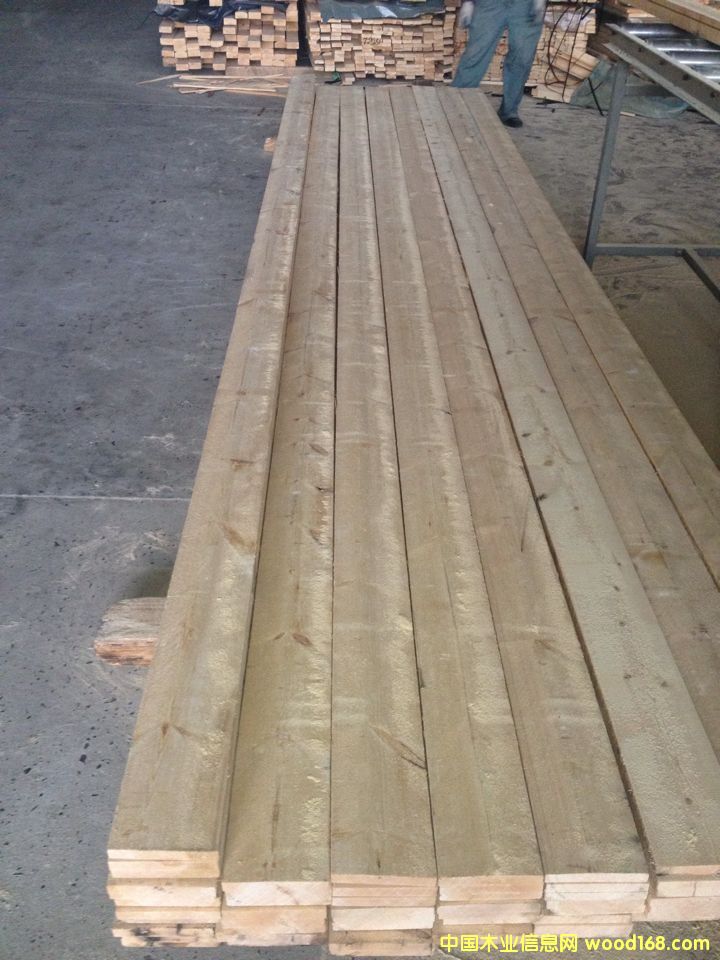 [��] ��ľ��¹�󱳰�����ϰ��