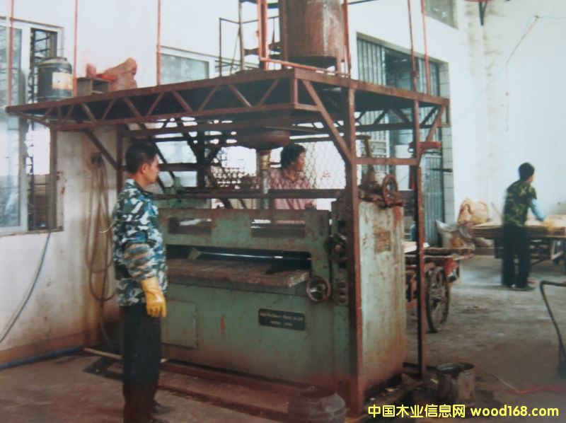 �ձ�SugH100��Ϳ�z�C(j��)