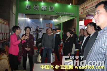 2014ʯ���fľ���Cеչ��չ�S�Һ�չ����e�����^����