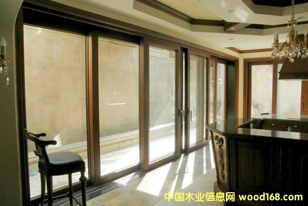 �c(di��n)���鿴�����T(m��n)���Ŵ�DƬ