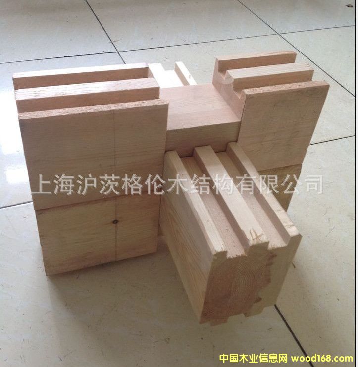 �z��ľ���w�ϵ�Ԕ��(x��)��B