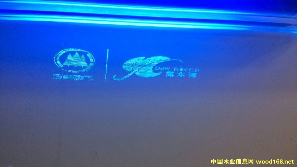 �c(di��n)���鿴���z�����a��(bi��o)�R(sh��)�Ŵ�DƬ