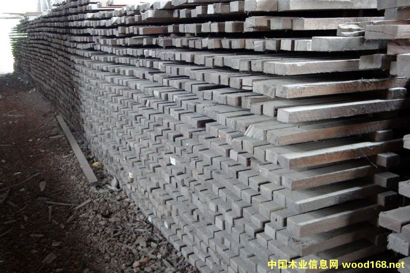 �c(di��n)���鿴�Ĵ������t��ľ�Ŵ�DƬ