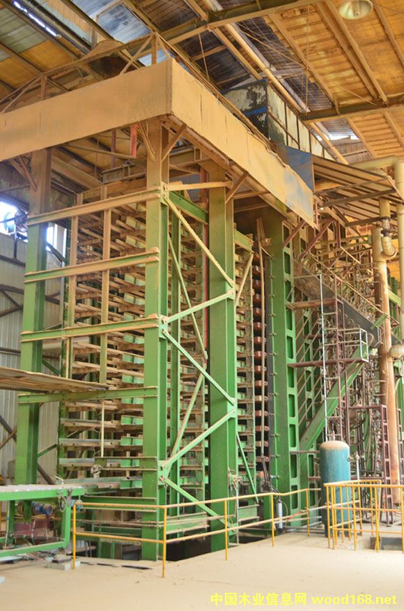 8萬(wàn)中纖板生產(chǎn)線 8萬(wàn)中纖板生產(chǎn)線