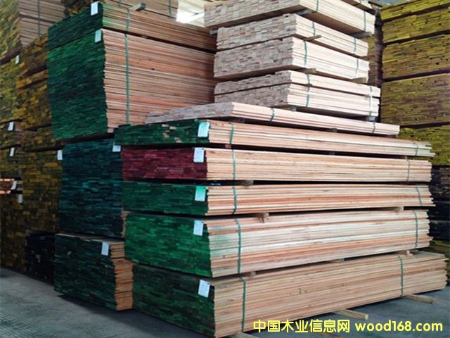 �����t��ľ��� �M(j��n)�ڌ�ľľ��