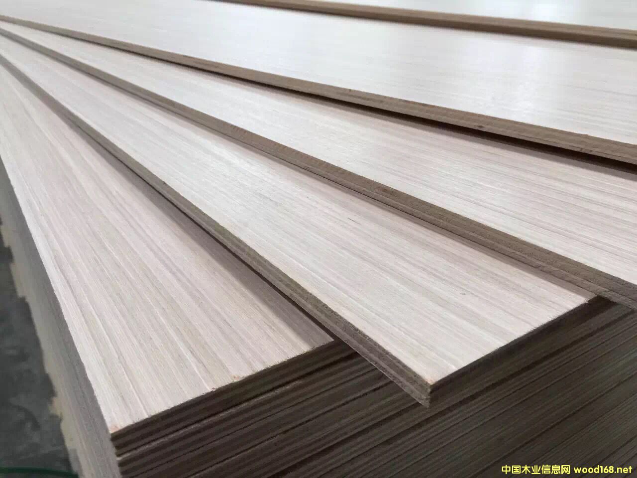 �c(di��n)���鿴25����Ӱ�Ҿ߰�Ŵ�DƬ