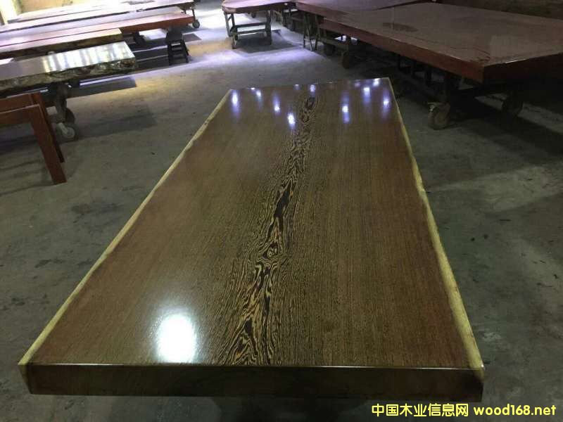 �u��ľ�����