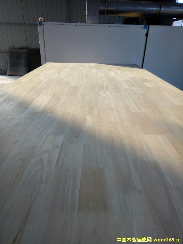 �t���N��