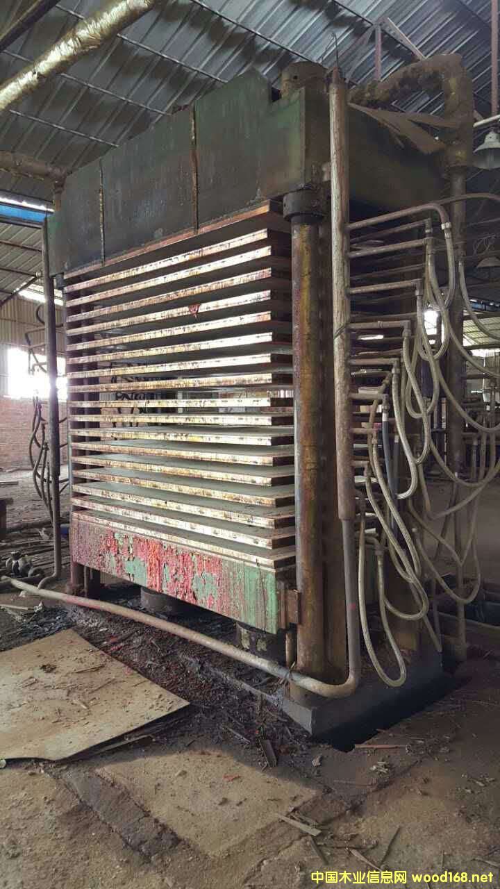 17層36尺壓機 17層36尺壓機