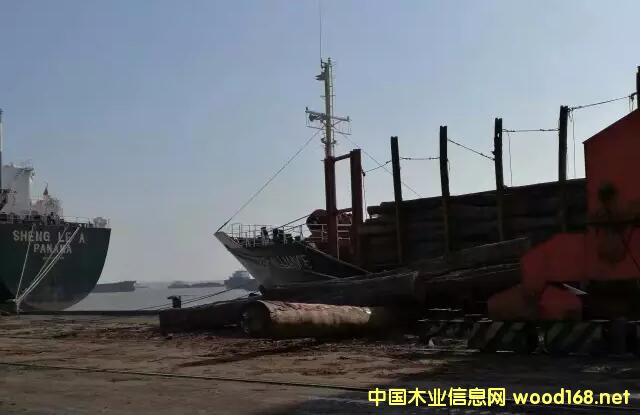 ���Ҹ�ľ���Ј����������a�^����ж�dԭľ