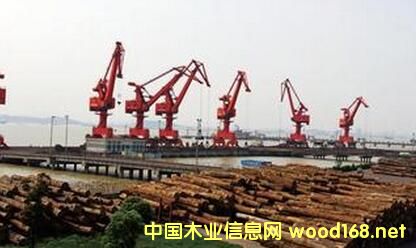 �����ڰ��ϰ����M(j��n)��ľ���_(d��)168.8�f��