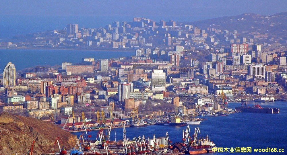 �Ї����_(d��)ľ�Ĺ�˾���ڷ�������˹�п����ɸۆ���ľ�ļӹ����a(ch��n)