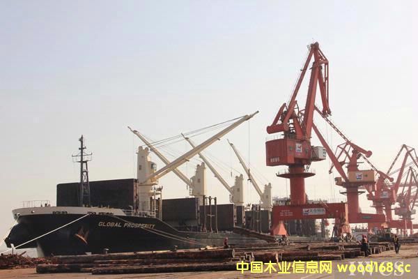 ̫�}��ľ���M(j��n)����ȫ���900�f�� �����ռ��������