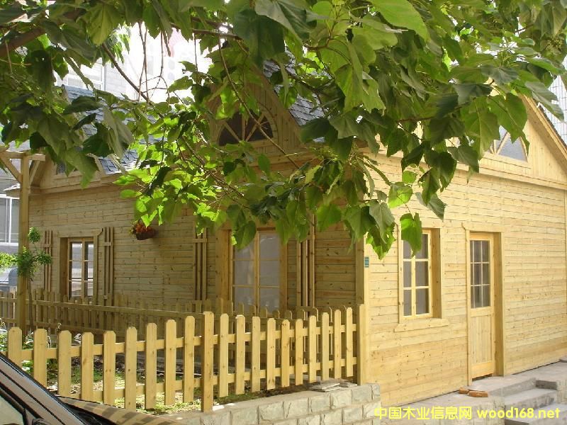 ���Ʒ���ľ�ݑ��⍏?f��)��O(sh��)�䷿ɣ�÷�̼��ľľ�Y(ji��)��(g��u)��������  