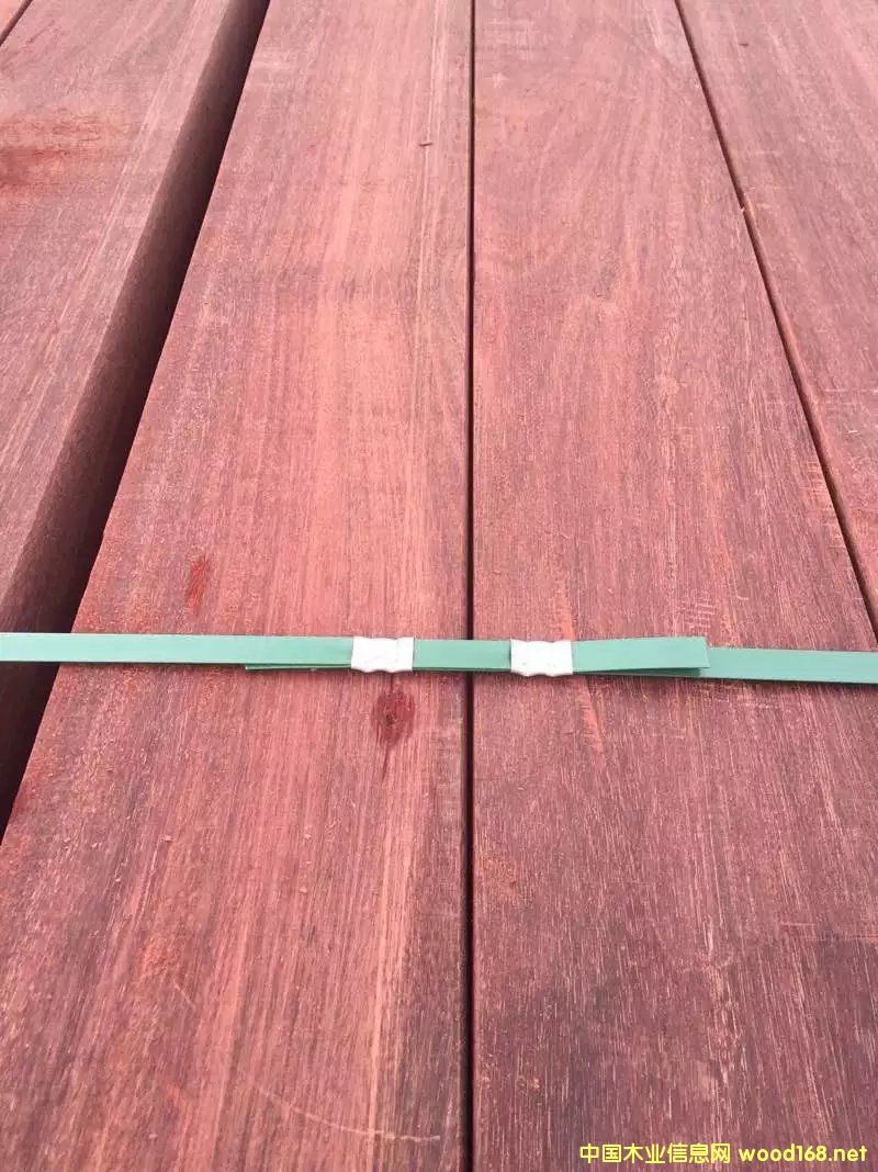 ɽ��ľ��ĵ�Ԕ��(x��)��B