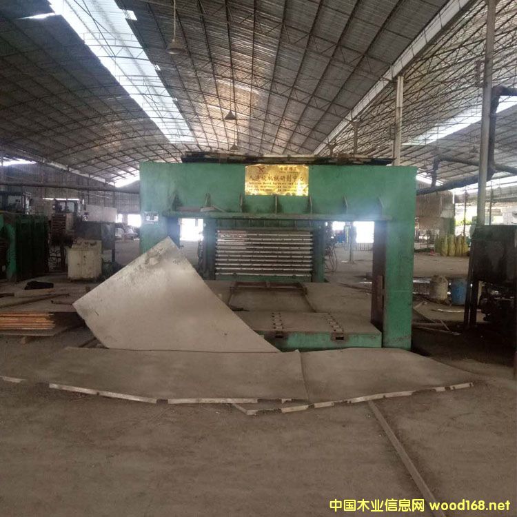 [��] �ɝ��̹��a(ch��n)4*8�߶����ω�ʽ�䉺�C