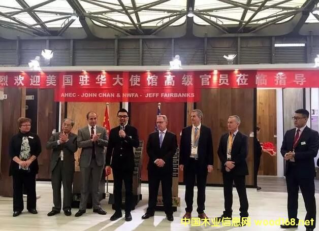 �����ذ�Ʒ�����M(j��n)�Ї��Ј�