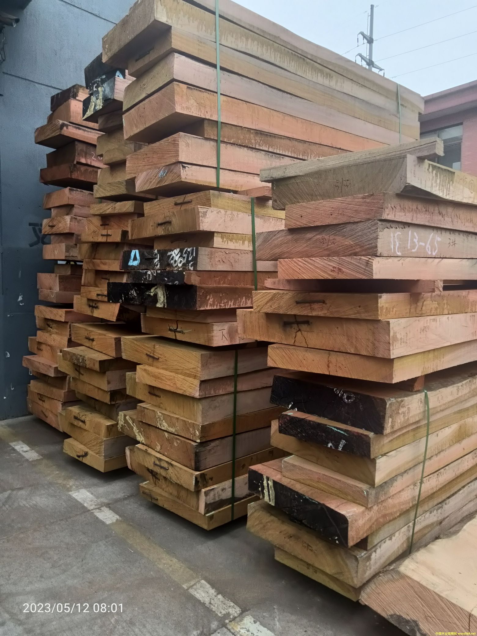 �ײ���ƴ��